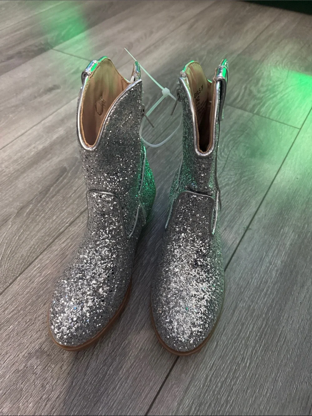 NWT Dolce Vita Silver Linz Glitter Kids Western Boots